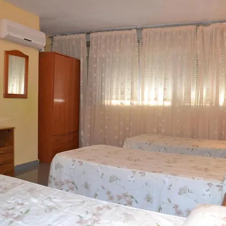 Al-qazeres Gasthuis Caces